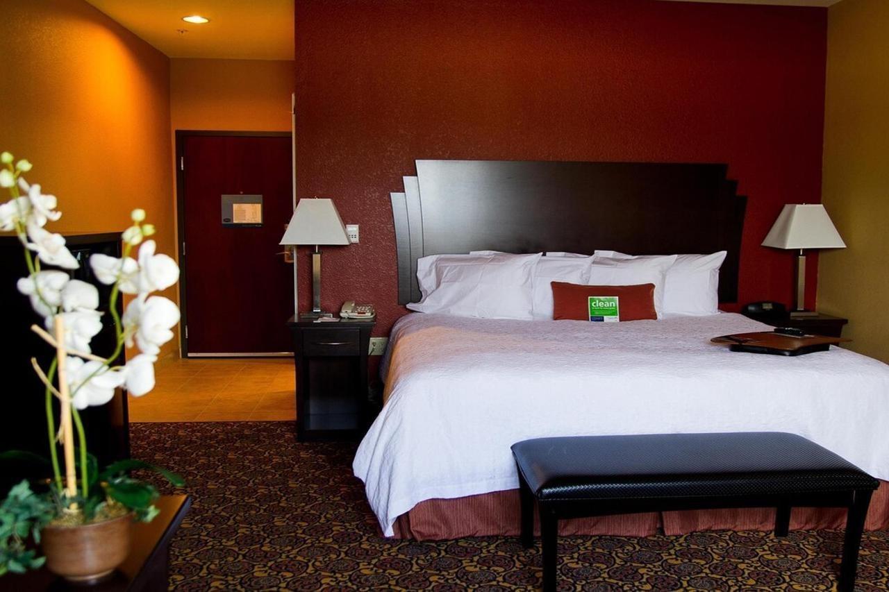 Hampton Inn & Suites Dallas-Desoto Extérieur photo