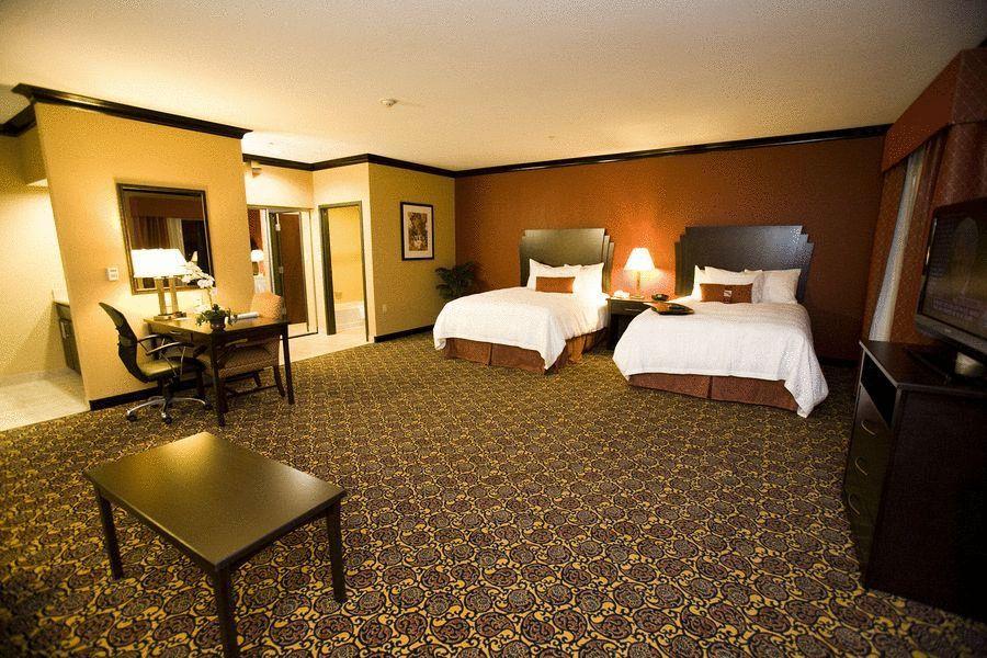 Hampton Inn & Suites Dallas-Desoto Extérieur photo