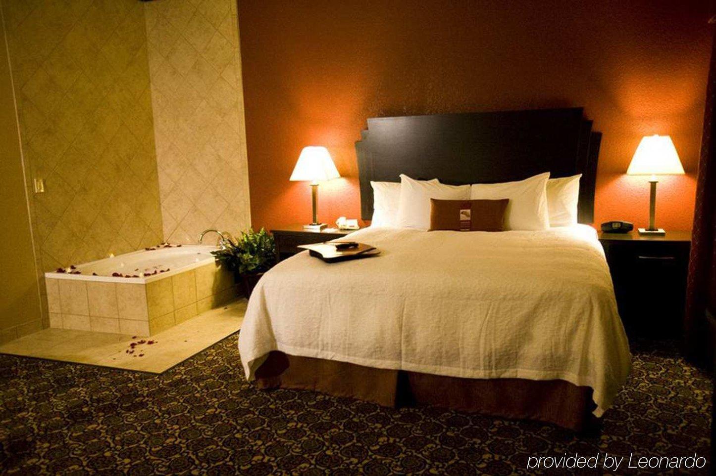 Hampton Inn & Suites Dallas-Desoto Chambre photo